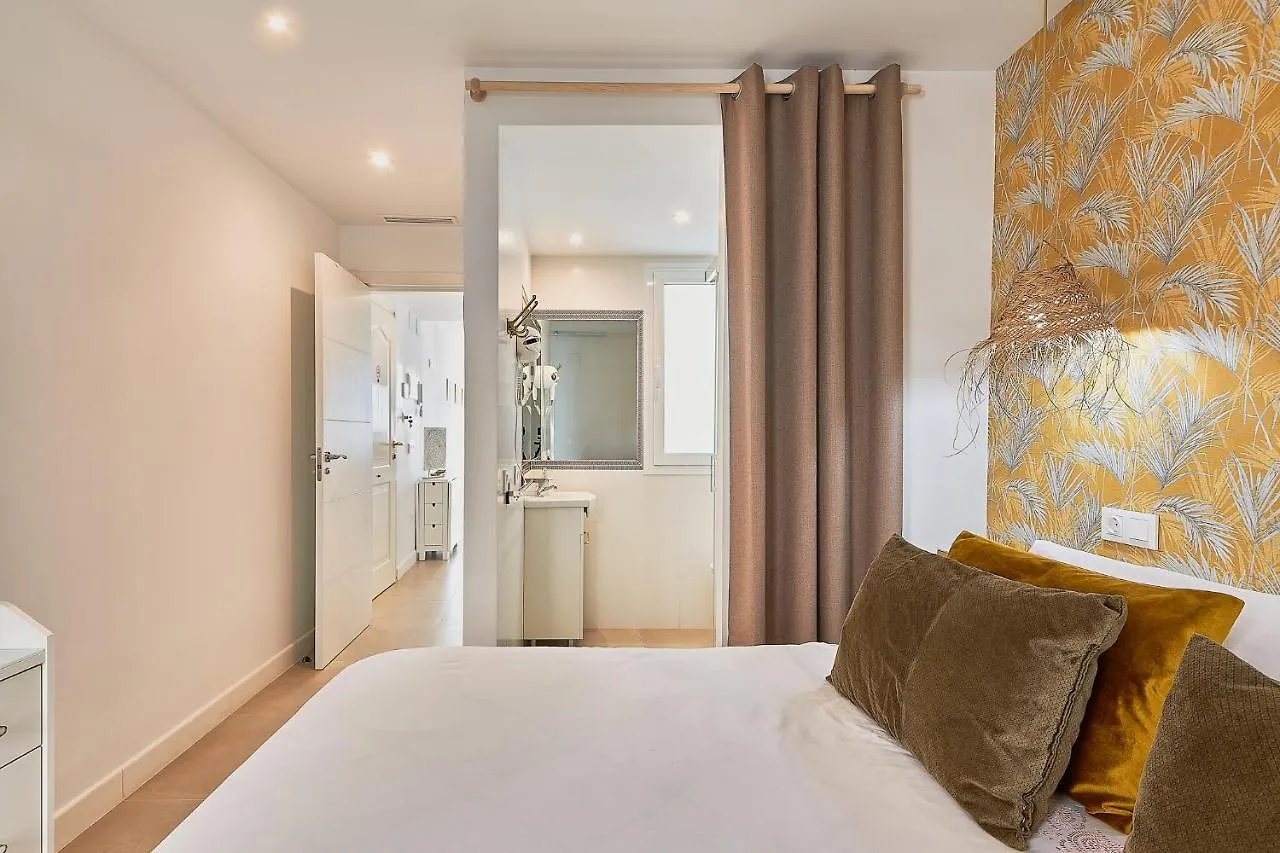 Suite Deluxe Face Mer Apart Malaga 0*,  Spain