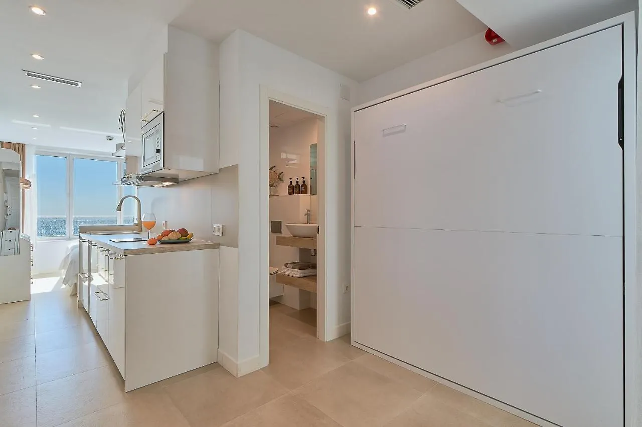 Suite Deluxe Face Mer Apart Malaga