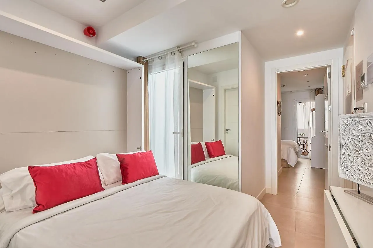 Suite Deluxe Face Mer Apart Malaga