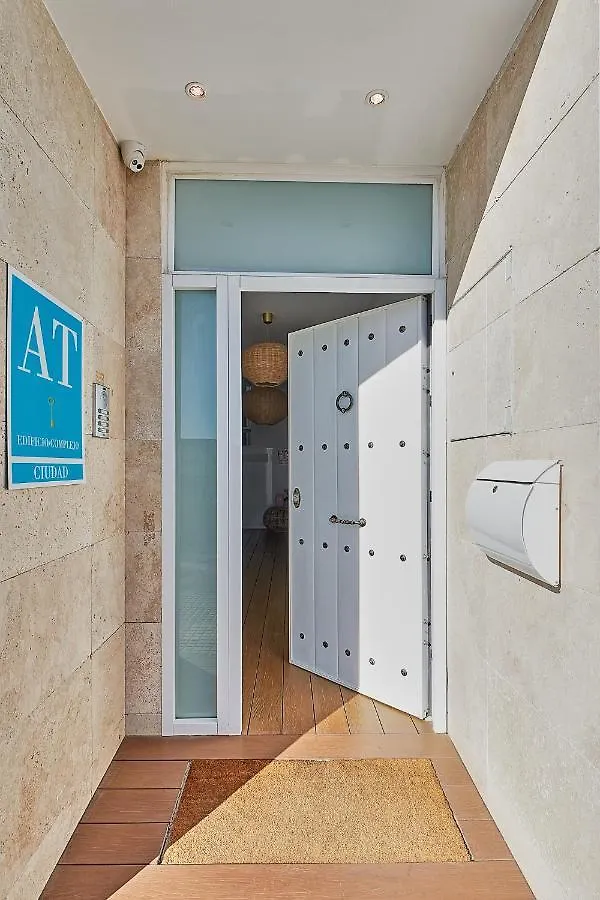 Suite Deluxe Face Mer Apart Malaga 0*,